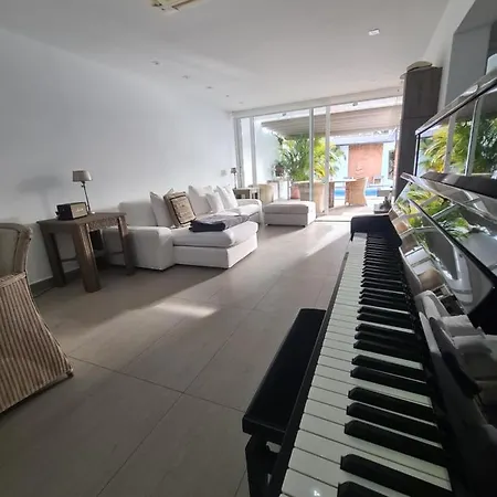 빌라 Nosotros Luxury