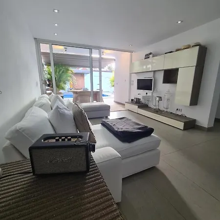 빌라 Nosotros Luxury *