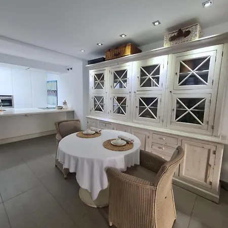 Villa Nosotros Luxury *
