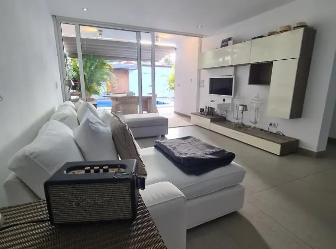 Villa Nosotros Luxury *